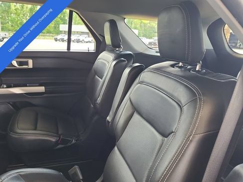 Used 2022 Ford Explorer XLT RWD image 19