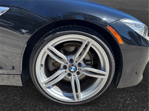 Used 2015 BMW Z4 sDrive35i image 12