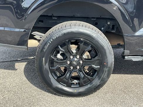 Used 2023 Ford F150 Platinum w/ Equipment Group 701A High image 26