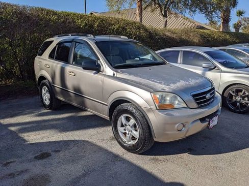 Used 2008 Kia Sorento LX image 3