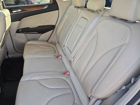 Used 2017 Lincoln MKC Select w/ Select Plus Package image 8