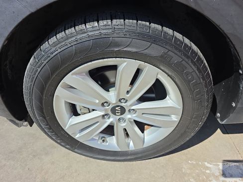 Used 2017 Kia Sportage LX w/ Paint Protection Package image 29