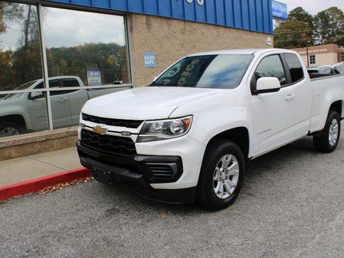 Used 2022 Chevrolet Colorado LT w/ Fleet Safety Package RWD image 3