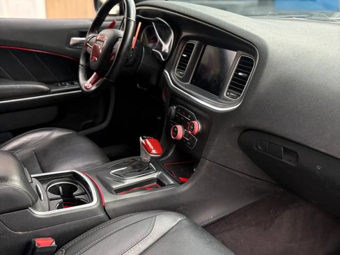 Used 2018 Dodge Charger R/T RWD image 30