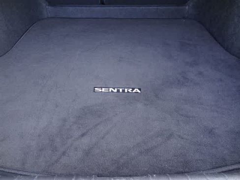 Used 2025 Nissan Sentra SV FWD image 9
