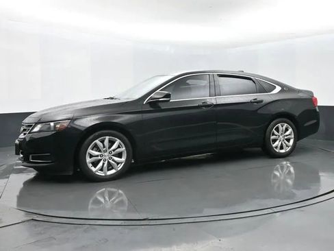 Used 2017 Chevrolet Impala LT image 5
