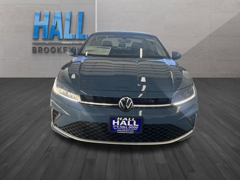 New 2026 Volkswagen Jetta SE image 8