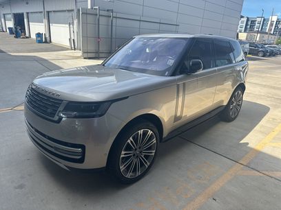 Used 2023 Land Rover Range Rover SE