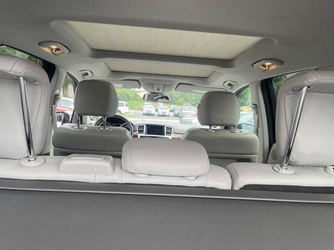Used 2012 Mercedes-Benz ML 350 BlueTEC 4MATIC image 24