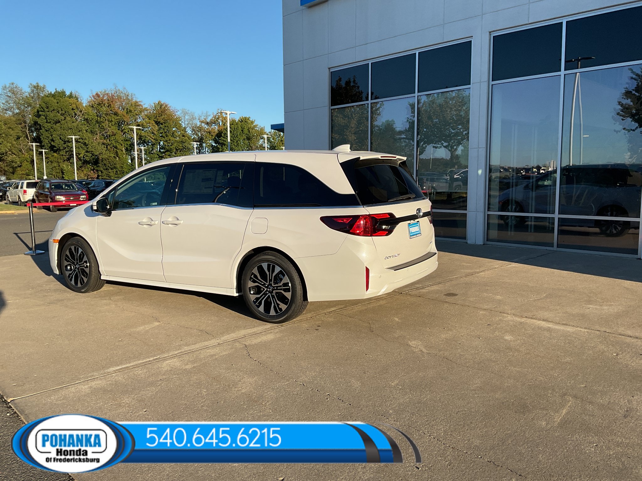 New 2027 Honda Odyssey Elite image 3