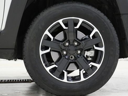 Used 2023 Jeep Renegade Trailhawk w/ Trailhawk Elite Group image 9