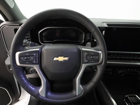 Used 2025 Chevrolet Silverado 1500 LTZ w/ Z71 Off-Road Package image 12