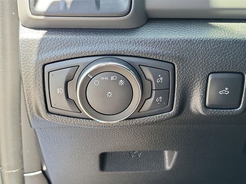 Used 2020 Ford Ranger XL w/ Equipment Group 101A Mid RWD image 9