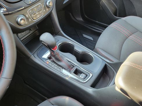 Used 2023 Chevrolet Equinox RS w/ LPO, Floor Liner Package image 29