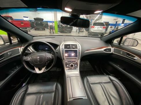 Used 2019 Lincoln MKZ Reserve image 26