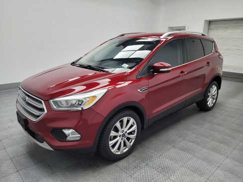 Used 2017 Ford Escape Titanium FWD image 2