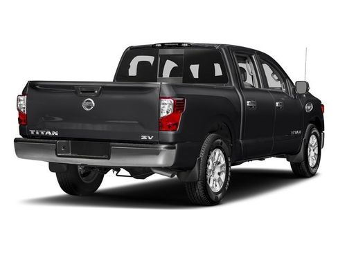 Used 2017 Nissan Titan SV AWD/4WD image 2