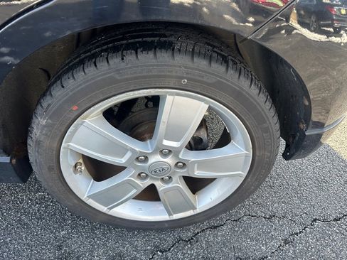 Used 2010 Kia Soul ! image 8