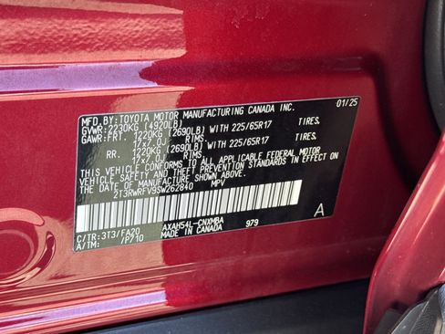 Used 2025 Toyota RAV4 XLE w/ Convenience Package image 35