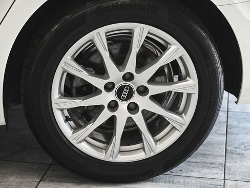 Used 2023 Audi A4 2.0T Premium w/ Convenience Package AWD/4WD image 7
