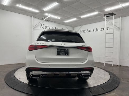 New 2026 Mercedes-Benz GLC 300 4MATIC image 6