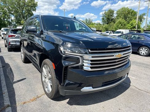 Used 2021 Chevrolet Tahoe High Country w/ Premium Package AWD/4WD image 5