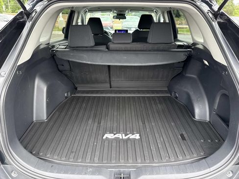 Used 2024 Toyota RAV4 LE AWD/4WD image 26