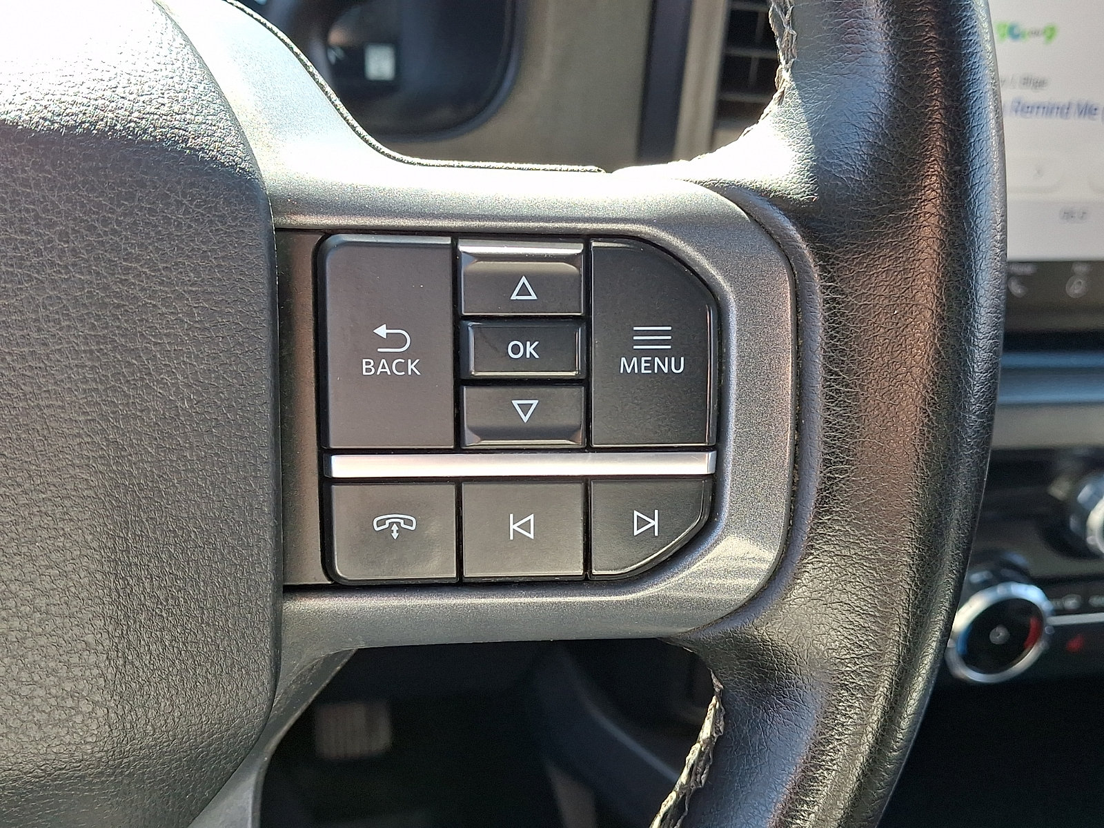 Used 2025 Ford F450 Lariat w/ Lariat Ultimate Package AWD/4WD image 30