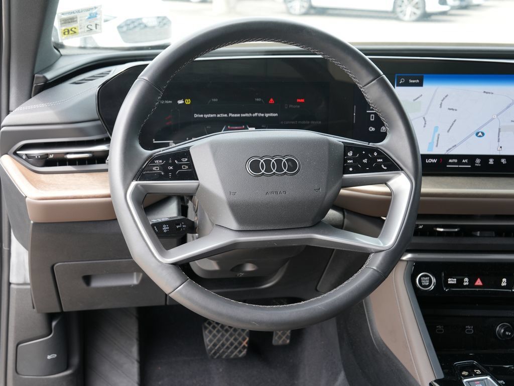 Used 2025 Audi Q5 Premium Plus w/ Premium Plus AWD/4WD image 24