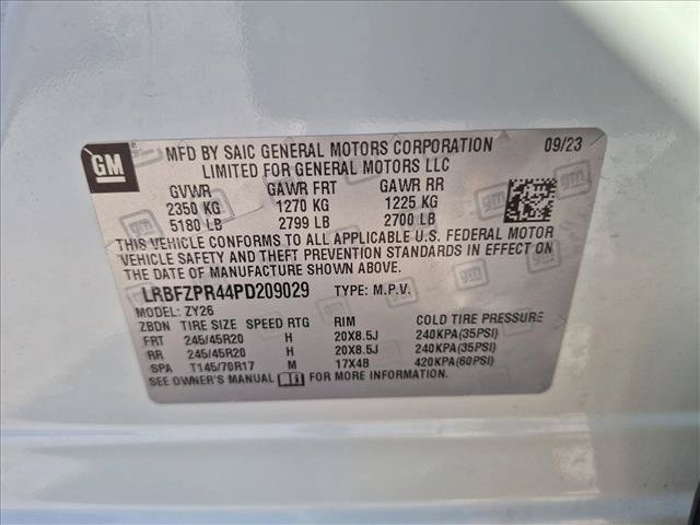 Used 2023 Buick Envision Essence w/ Sport Touring Package AWD/4WD image 25