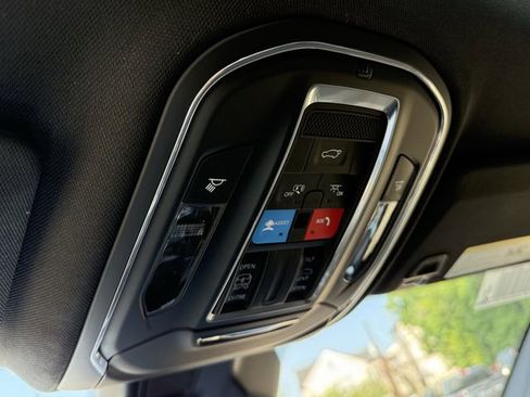 New 2025 Jeep Grand Cherokee L Altitude RWD image 26