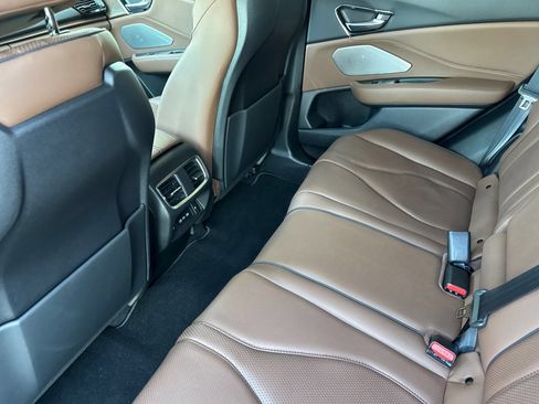Used 2025 Acura RDX SH-AWD w/ Advance Package image 13