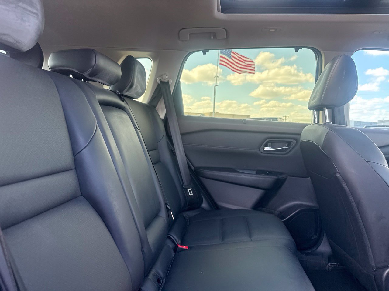 Certified 2023 Nissan Rogue SV w/ SV Premium B Package FWD image 39