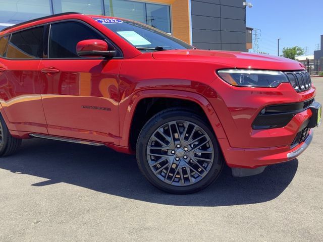 Used 2022 Jeep Compass Limited w/ (RED) Package AWD/4WD image 3