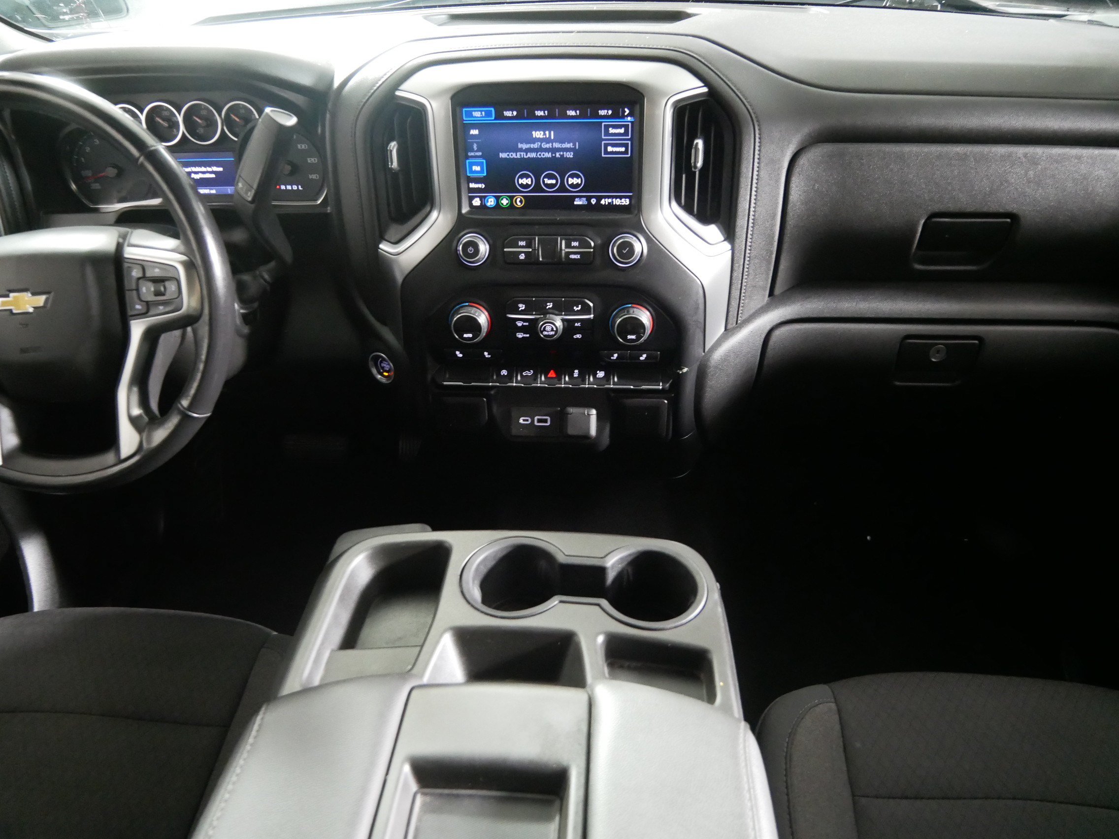 Used 2019 Chevrolet Silverado 1500 LT w/ All-Star Edition AWD/4WD image 10
