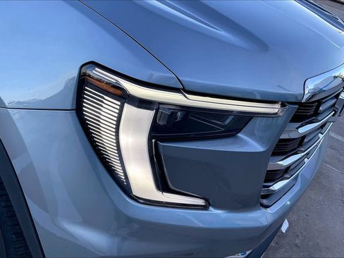 Certified 2025 GMC Acadia Elevation image 27