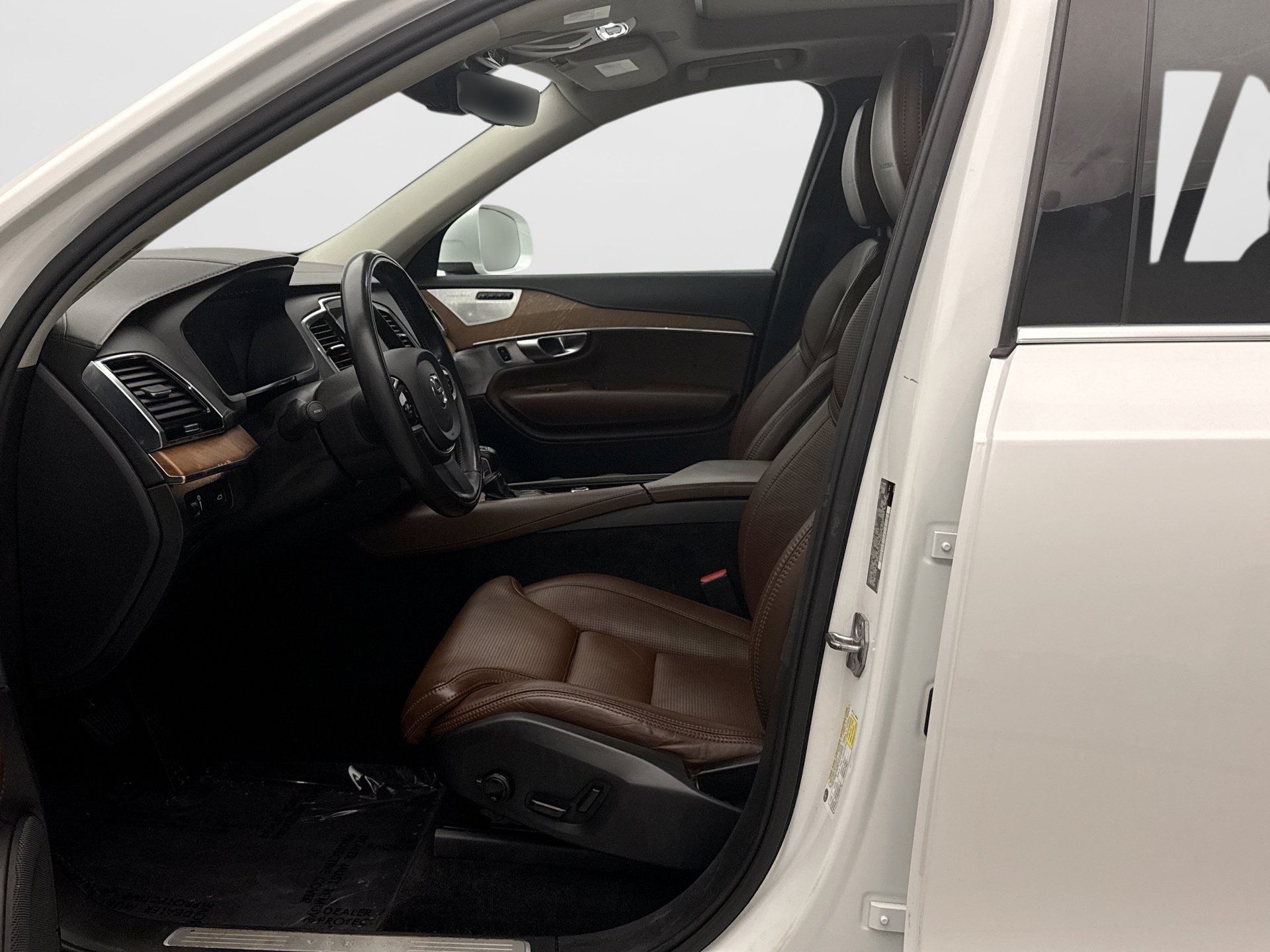 Used 2018 Volvo XC90 T6 Inscription w/ Convenience Package AWD/4WD image 8