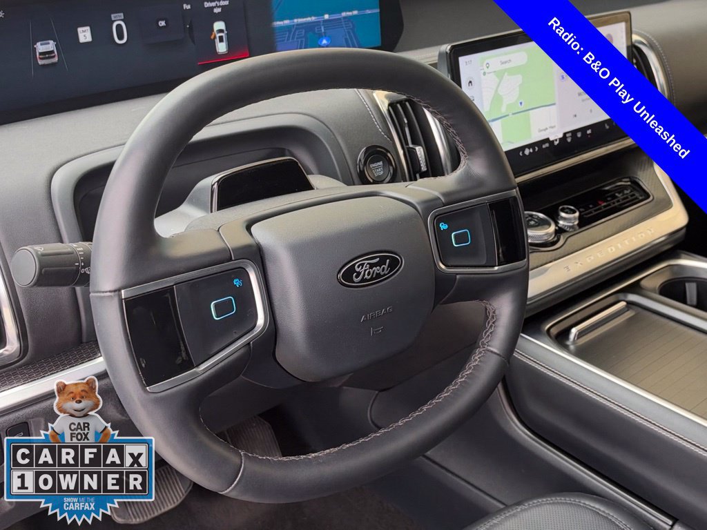 Used 2026 Ford Expedition Platinum w/ Stealth Performance Package AWD/4WD image 12