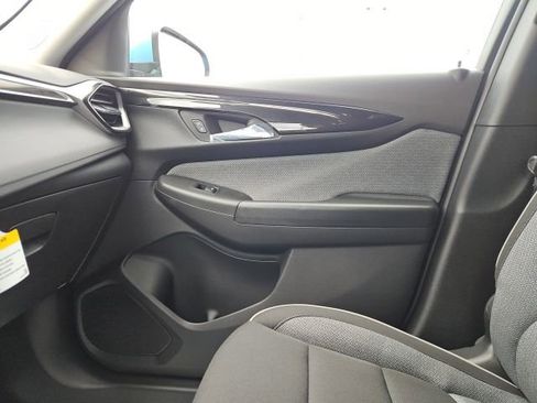 New 2026 Chevrolet TrailBlazer LT w/ Convenience Package image 39