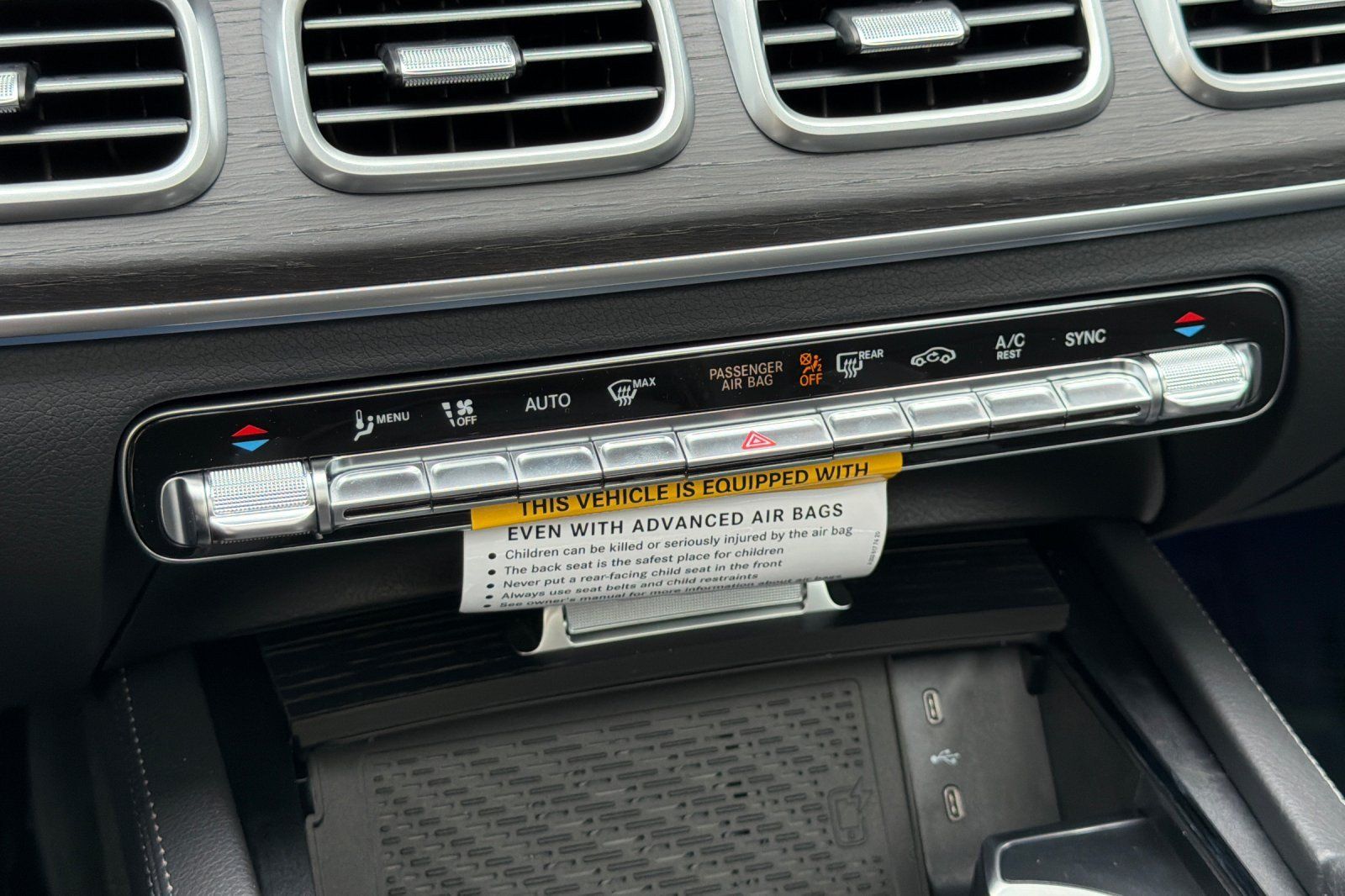 New 2026 Mercedes-Benz GLS 450 4MATIC image 21