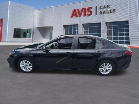 Used 2025 Toyota Camry LE FWD image 10