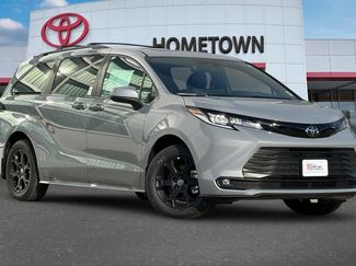 New 2026 Toyota Sienna XLE Woodland Edition video 2