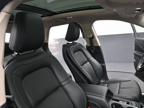 Certified 2023 Lincoln Corsair AWD w/ Equipment Group 101A image 32