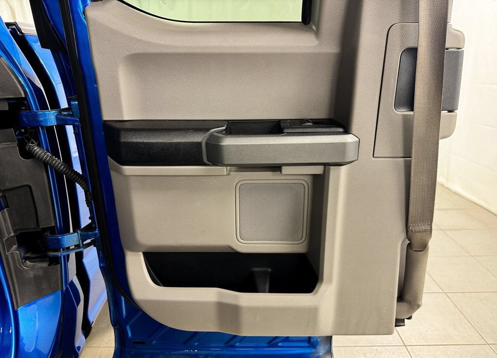Used 2015 Ford F150 XLT AWD/4WD image 13
