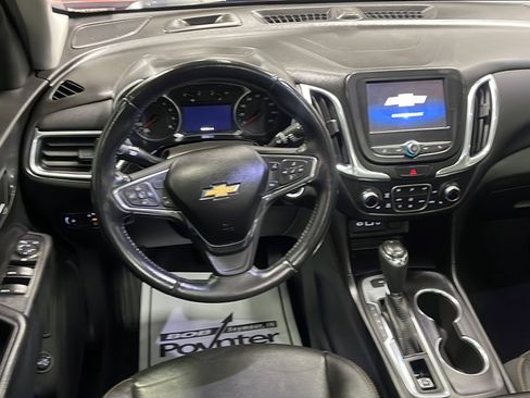 Used 2020 Chevrolet Equinox LT w/ Sport Edition AWD/4WD image 3