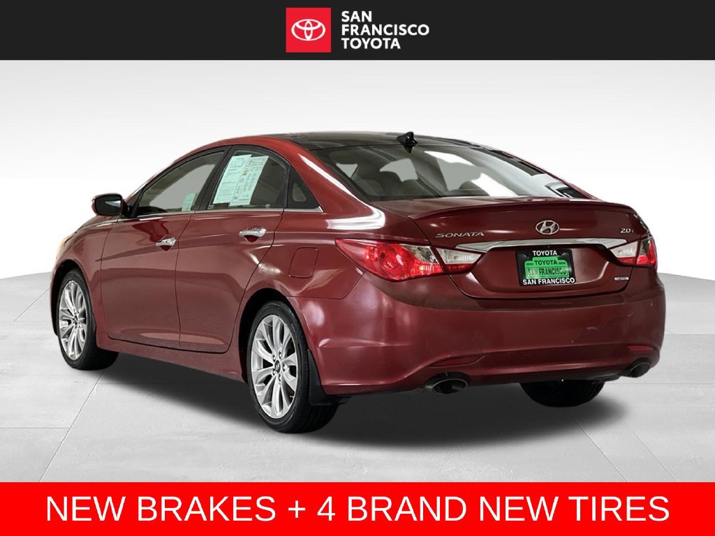 Used 2012 Hyundai Sonata Limited w/ Navigation Pkg FWD image 3