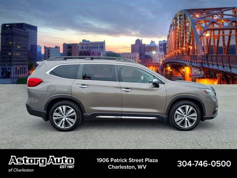 Used 2022 Subaru Ascent Touring w/ Popular Package #2A AWD/4WD image 2