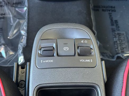 Used 2024 FIAT 500 e (RED) image 20