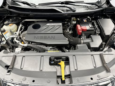 Used 2023 Nissan Rogue SV w/ SV Premium B Package image 27