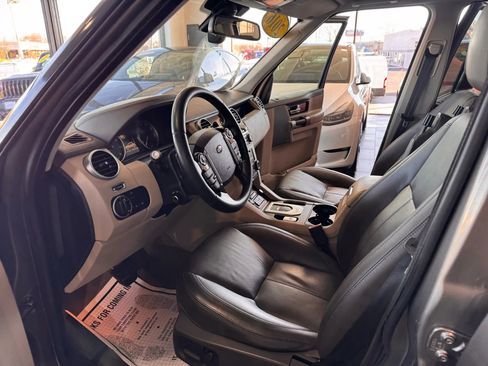 Used 2016 Land Rover LR4 HSE LUX image 9